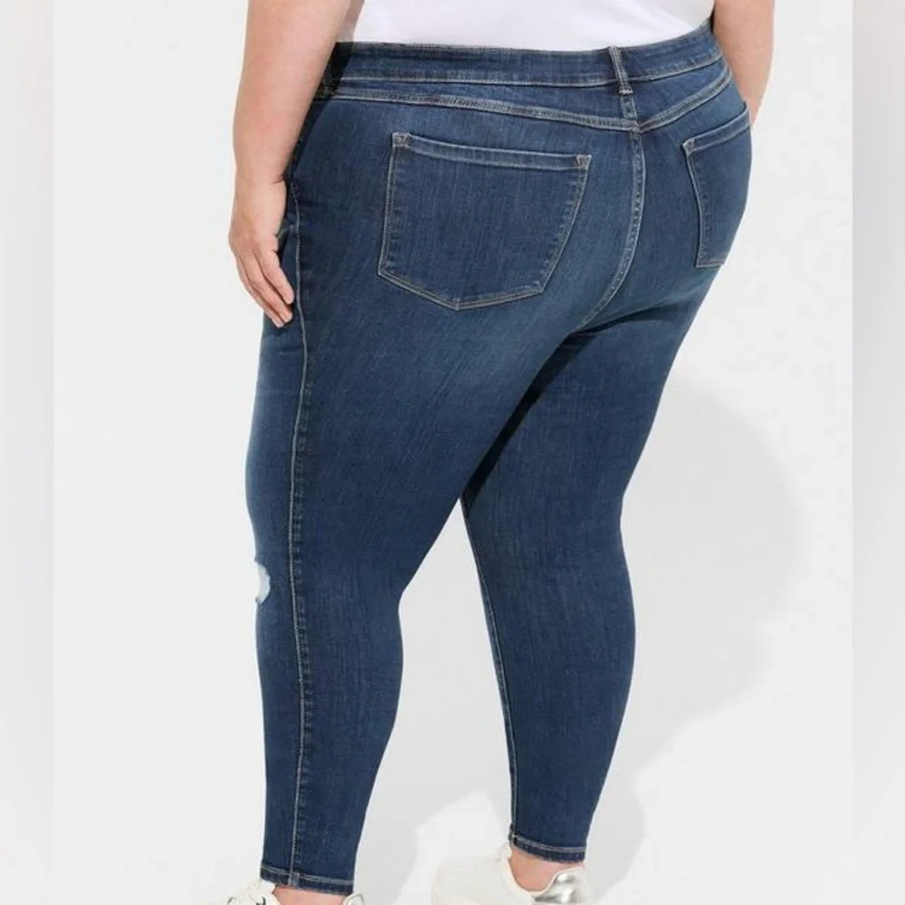 Torrid MidFit Super Skinny High-Rise Jeans - Picture 4 of 14
